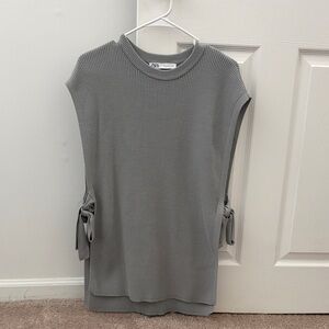 Zara Gray Ribbed Sleeveless Sweater Tank with Side Ties